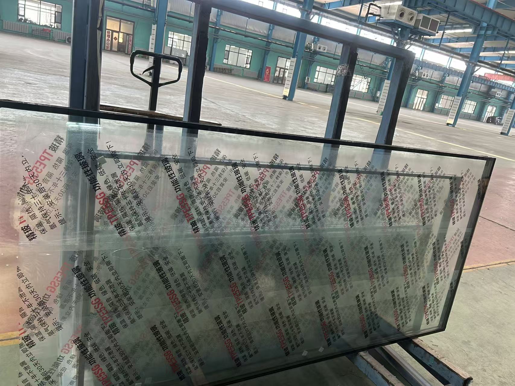 海南藏族自治州玻璃源头工厂隔热玻璃 - 厂家